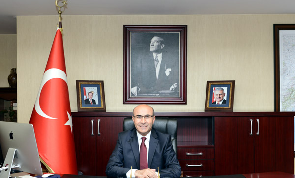 Vali Demirtaş, “Babalara yılın her günü saygı gösterilmeli''