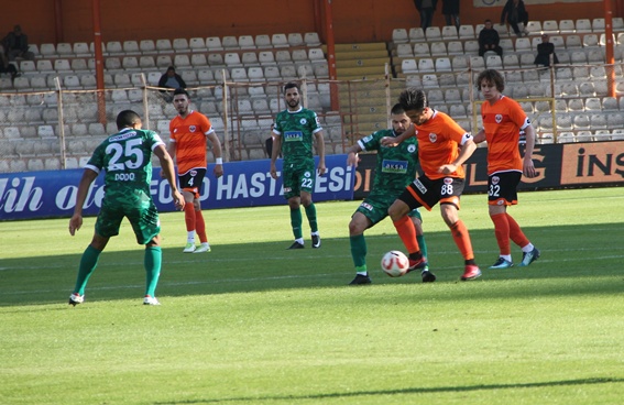 Adanaspor: 1 Giresunspor: 1