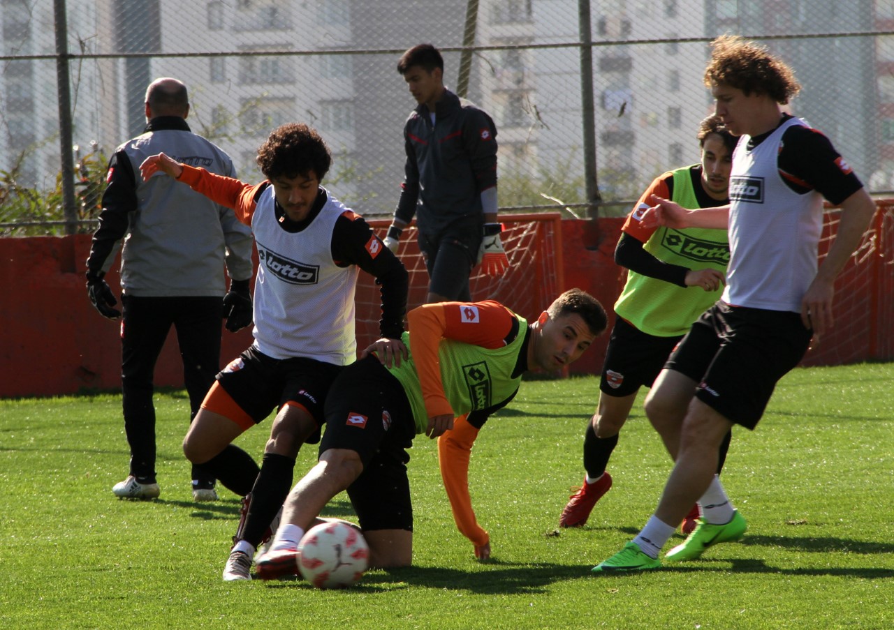 Adanaspor’da Ümraniyespor mesaisi başladı