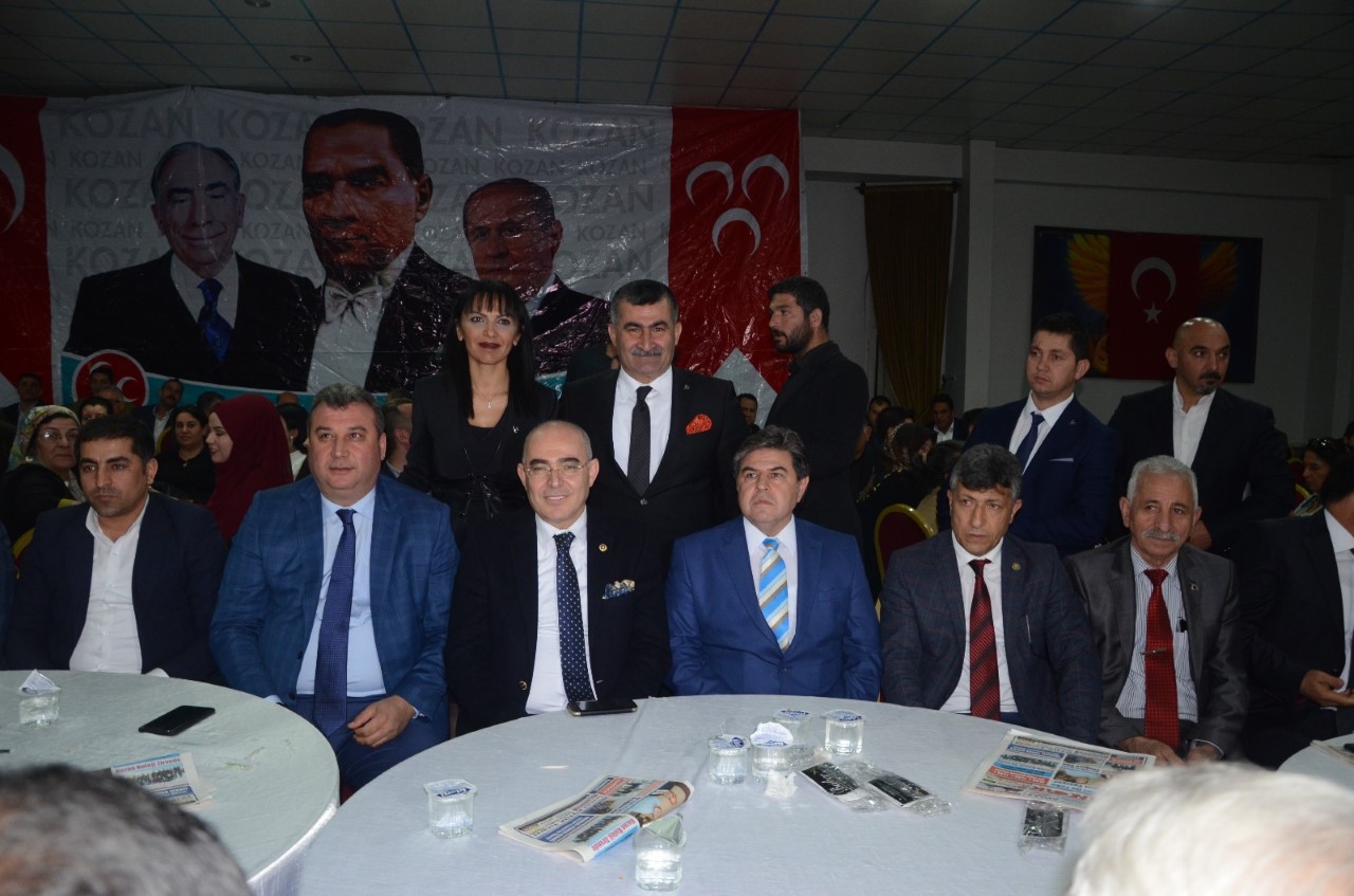 Kozan’da 500 kişi MHP’ye katıldı