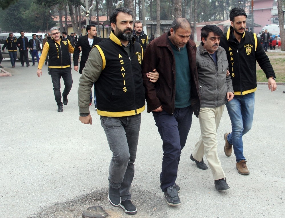 Adana’da hayırseverlik yarışı cinayetle bitti