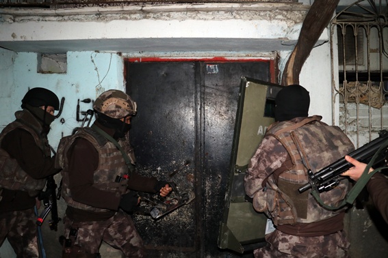 Adana merkezli 6 ilde PKK operasyonu