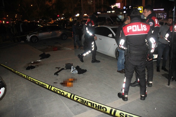 Eski eşinin vurduğu kadın öldü