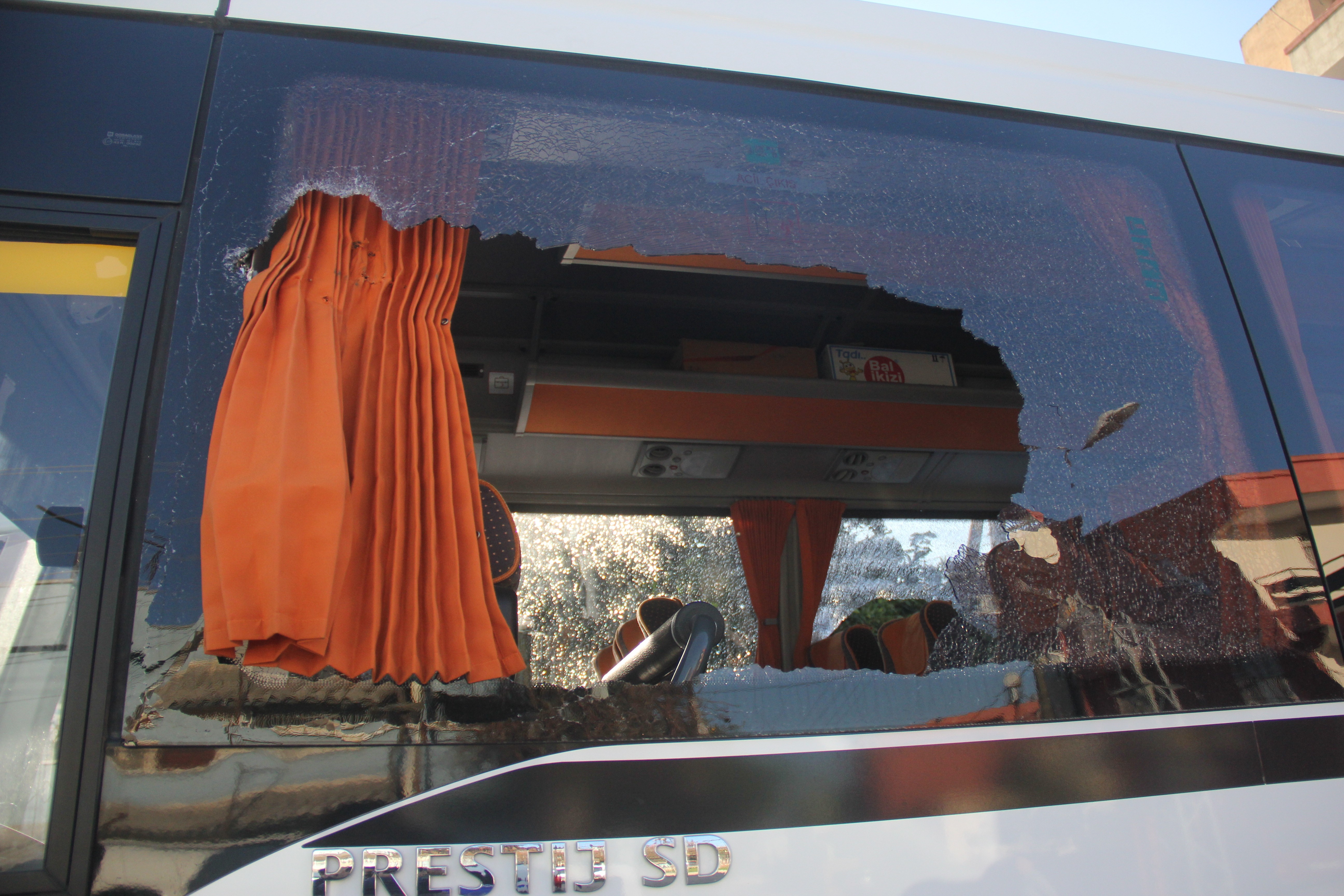 Öğrenci servisinde pompalı dehşeti