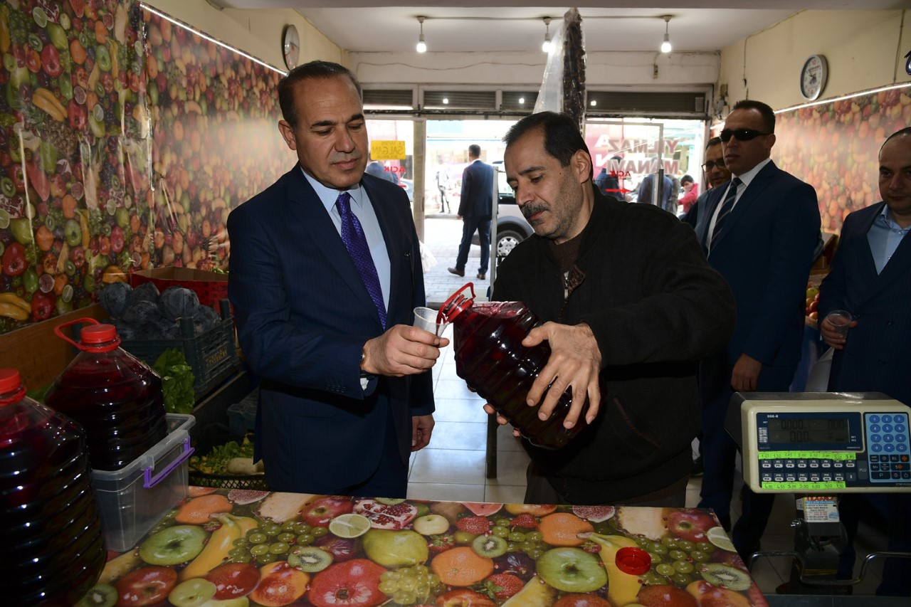 Sözlü haftanın ilk mesaisine esnafla başladı