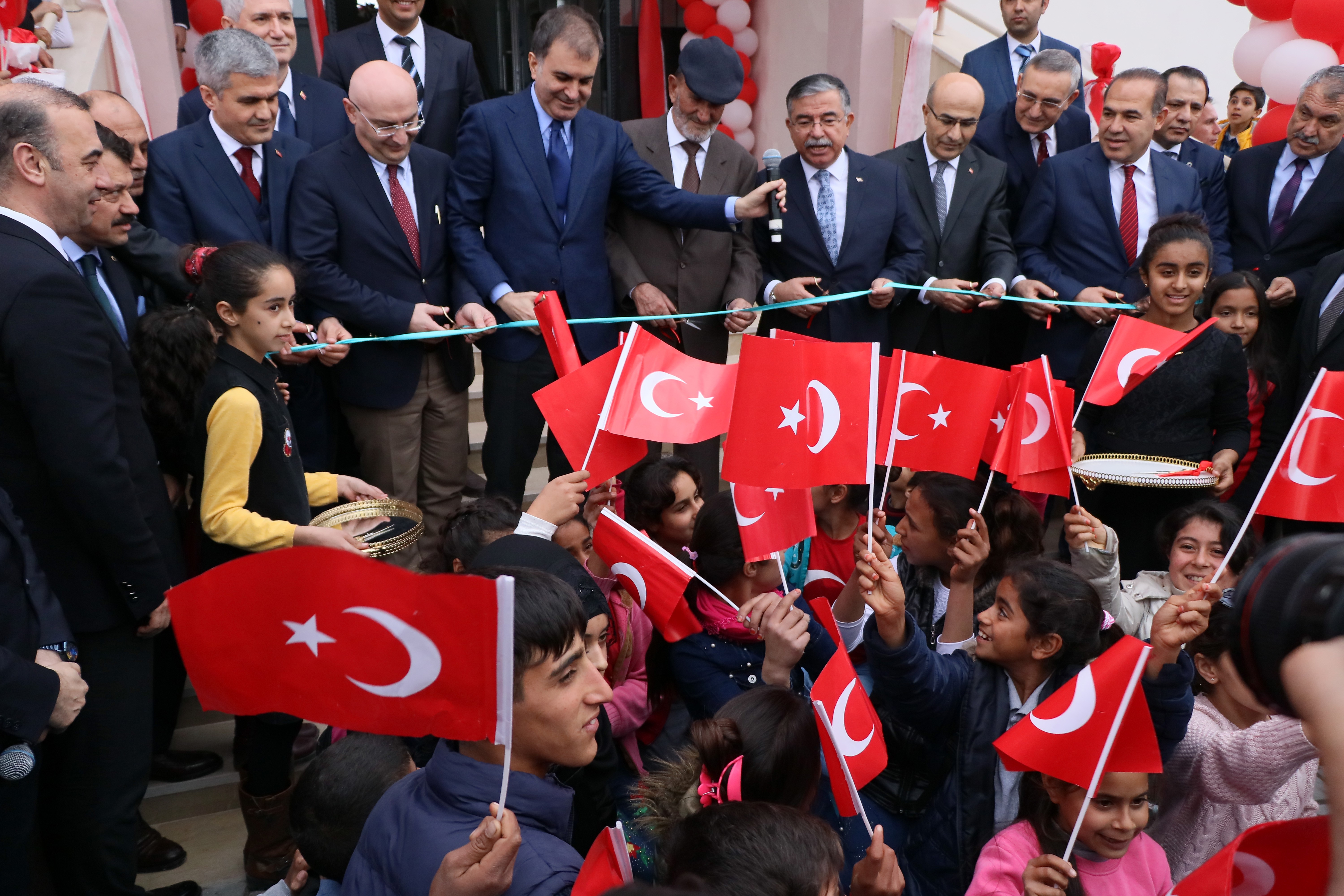 Bakan Yılmaz: “Bu yıl 25 bin öğretmen alacağız”