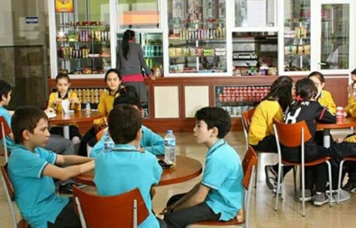 Kantinciler 1 günlük gelirlerini Mehmetçiğe bağışladı