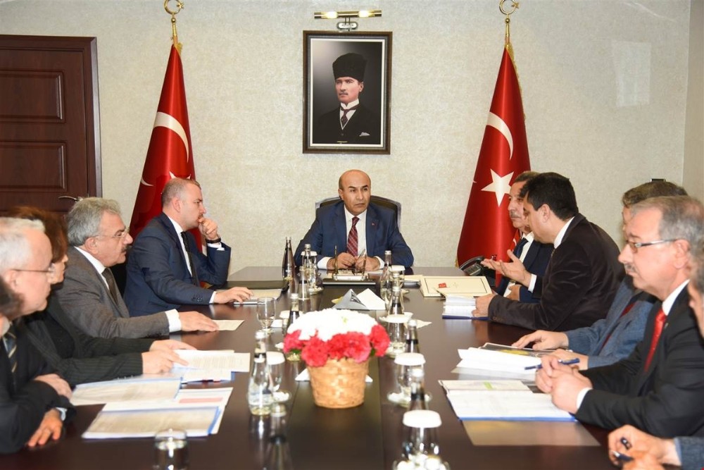 Vali Demirtaş: