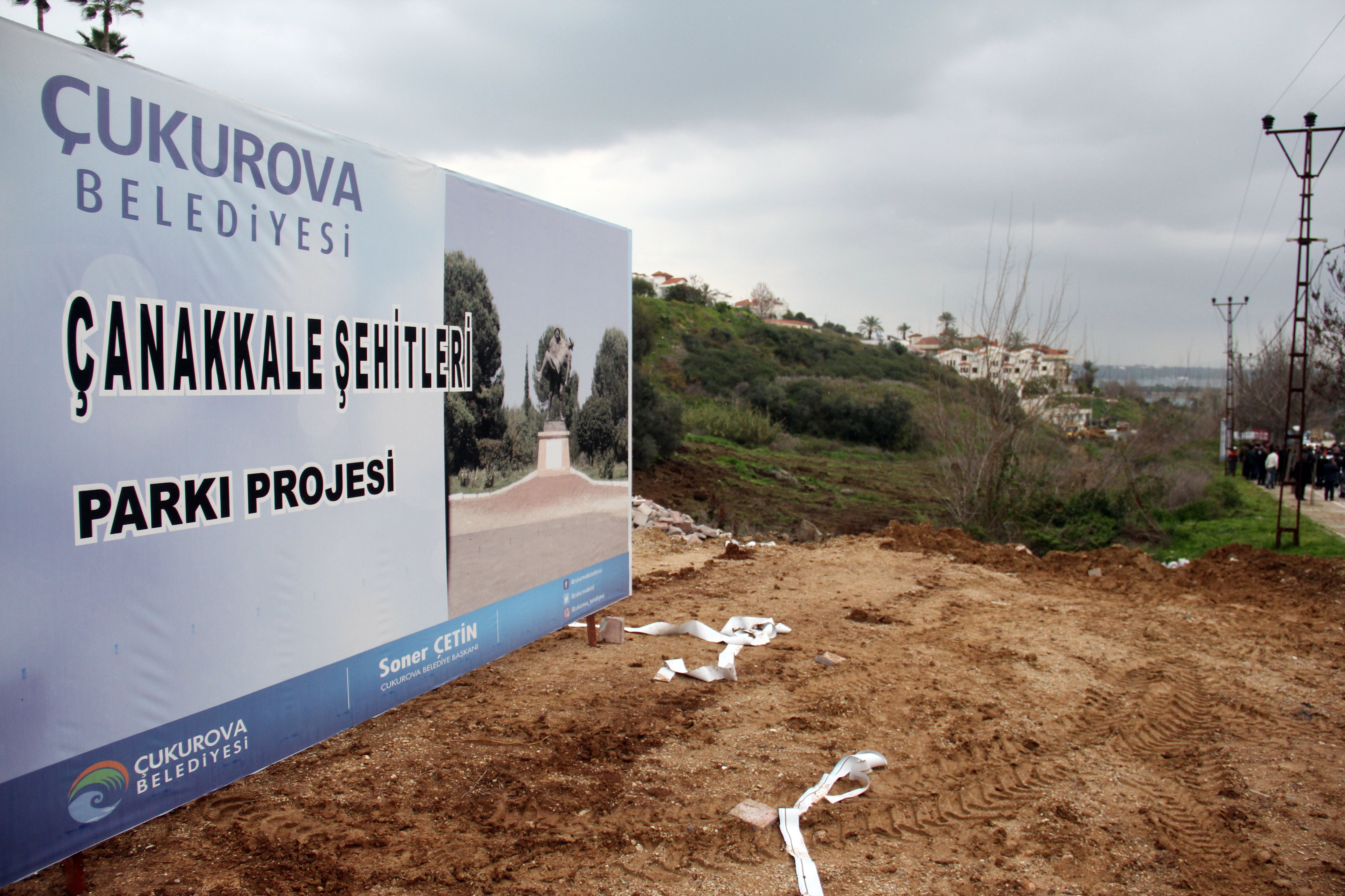 Adana'da belediyelerin park kavgası